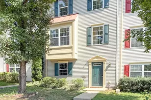 104 Charles St, Fredericksburg, VA 22405 - Photo 2