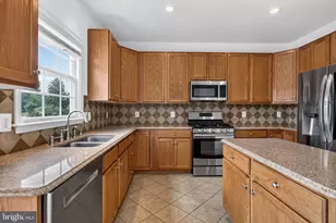 32 Fife St, Stafford, VA 22554 - Photo 2