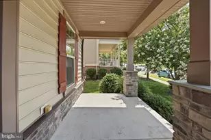 428 Alder Dr, Stafford, VA 22554 - Photo 2