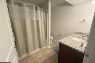 8 Howard Cir, Fredericksburg, VA 22405 - Photo 10