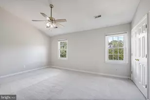 302 Barrie Pl, Fredericksburg, VA 22405 - Photo 24