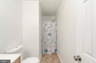 210 Charles St, Fredericksburg, VA 22405 - Photo 12