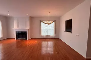 15 Castlewood Dr, Fredericksburg, VA 22406 - Photo 12