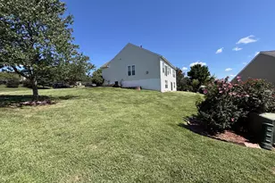 15 Castlewood Dr, Fredericksburg, VA 22406 - Photo 4