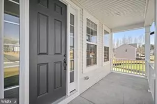 204 Truslow Rdg Ct, Fredericksburg, VA 22406 - Photo 8