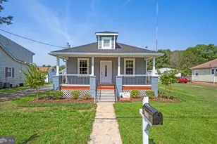 112 Hoyt St, Fredericksburg, VA 22405 - Photo 1