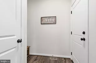 240 Long Meadow Dr, Fredericksburg, VA 22406 - Photo 24