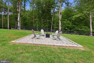 240 Long Meadow Dr, Fredericksburg, VA 22406 - Photo 38