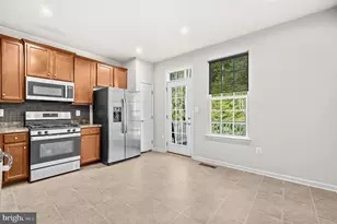 704 River Crest Way, Fredericksburg, VA 22405 - Photo 8