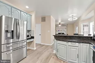 24 Pebble Pl, Fredericksburg, VA 22405 - Photo 16