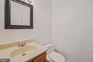 25 Willow Branch Pl, Fredericksburg, VA 22405 - Photo 32