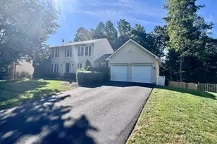 19 Montgomery Dr, Stafford, VA 22556 - Photo 2