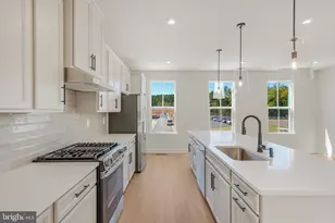 1400 Crested Iris Dr, Fredericksburg, VA 22406 - Photo 14