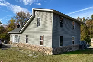 321 Cambridge St, Fredericksburg, VA 22405 - Photo 2