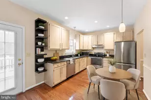 407 Lakeview Ct, Stafford, VA 22554 - Photo 10