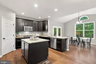 1199 Honeysuckle Wy, Stafford, VA 22556 - Photo 10
