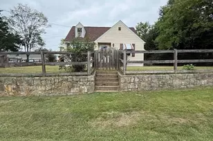 704 Henderson St, Fredericksburg, VA 22405 - Photo 16