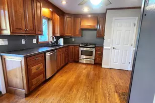 305 Ridgemore St, Fredericksburg, VA 22405 - Photo 8
