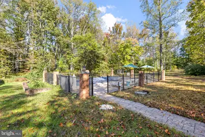 592 Hartwood Road, Fredericksburg, VA 22406 - Photo 2