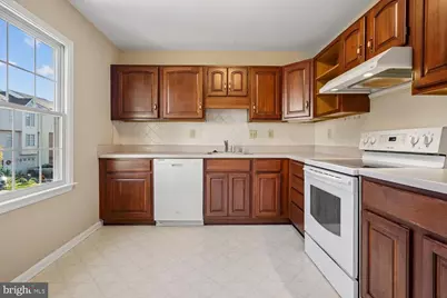 1002 Shaw Court, Fredericksburg, VA 22405 - Photo 2