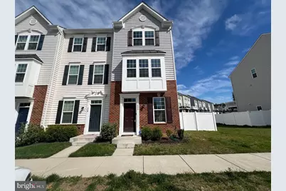 526 River Crest Way, Fredericksburg, VA 22405 - Photo 2