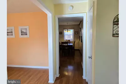 913 Spring Garden Lane, Virginia Beach, VA 23452 - Photo 6