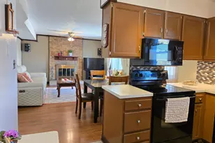 913 Spring Garden Ln, Virginia Beach, VA 23452 - Photo 16