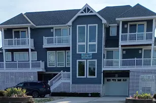 3521 Sandpiper Rd, Virginia Beach, VA 23456 - Photo 8