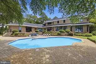 1242 N Inlynnview Rd, Virginia Beach, VA 23454 - Photo 44