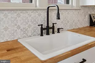 672 Sherwood Ave, Waynesboro, VA 22980 - Photo 10