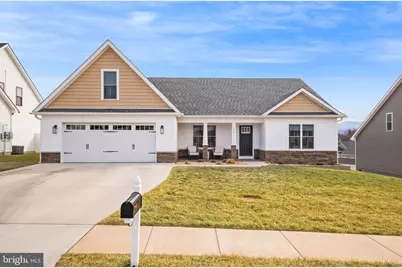 142 Lindburgh Drive, Waynesboro, VA 22980 - Photo 1