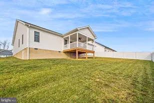 142 Lindburgh Dr, Waynesboro, VA 22980 - Photo 24