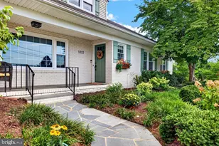 1817 Cherokee Rd, Waynesboro, VA 22980 - Photo 4