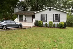 236 Cedar Ave, Colonial Beach, VA 22443 - Photo 2