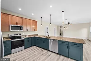 617 Bancroft Ave, Colonial Beach, VA 22443 - Photo 16