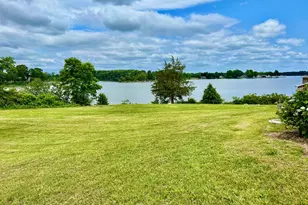 204 Woodmount Dr, Colonial Beach, VA 22443 - Photo 30