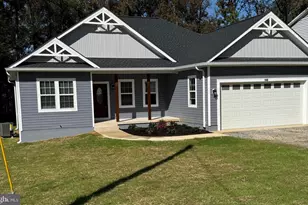 145 Azure Dr, Colonial Beach, VA 22443 - Photo 1