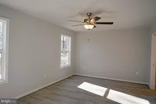 86 Woodbine Dr, Colonial Beach, VA 22443 - Photo 12