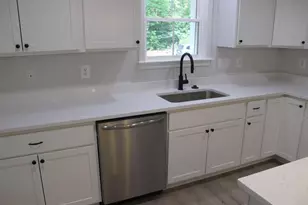 141 9th St, Colonial Beach, VA 22443 - Photo 22