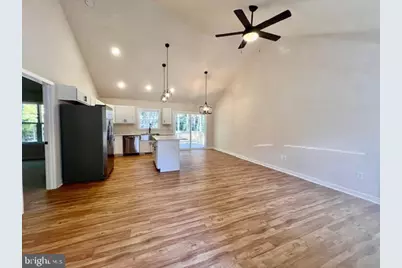 102 Azalea Way, Colonial Beach, VA 22443 - Photo 6