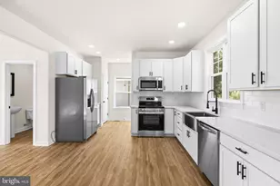 739 Lakeview Dr, Colonial Beach, VA 22443 - Photo 14