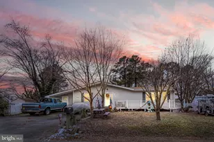 3504 Wakefield St, Colonial Beach, VA 22443 - Photo 1