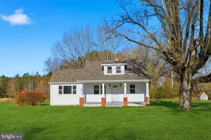 5020 Tucker Hill Rd, Hague, VA 22469 - Photo 2