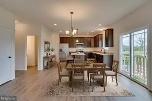 118 Woodmount Dr, Colonial Beach, VA 22443 - Photo 4