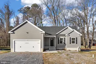 749 Lakeview Dr, Colonial Beach, VA 22443 - Photo 52