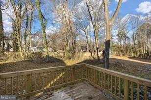 749 Lakeview Dr, Colonial Beach, VA 22443 - Photo 10