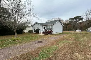 217 Mimosa Ave, Colonial Beach, VA 22443 - Photo 4