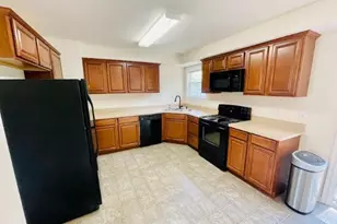 220 5th St, Colonial Beach, VA 22443 - Photo 4
