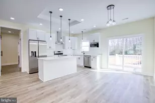 49 Poplar Ln, Colonial Beach, VA 22443 - Photo 4