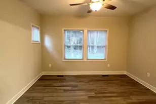 402 Monroe Dr, Colonial Beach, VA 22443 - Photo 14
